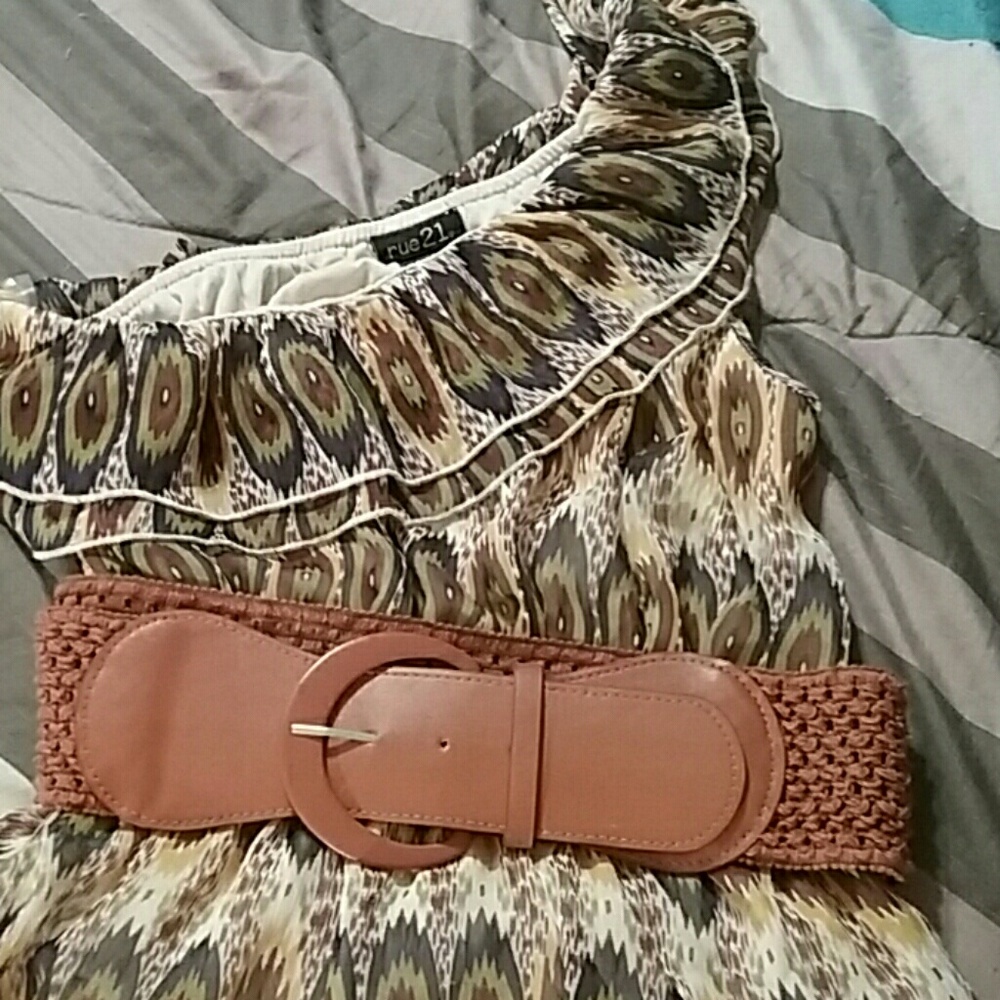 Dress - Picture 2 of 5